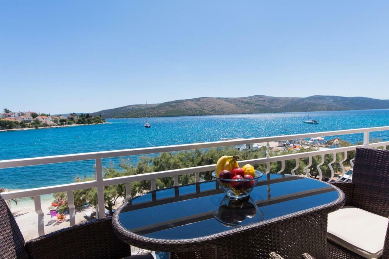 Villa Rozana - Beachfront Wellness Retreat Seget Vranjica Exterior foto